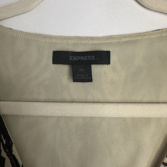 Express‎ dress XS Animal Print Zebra Black Tan Ivory elastic Waist sleeveless - Picture 2 of 9